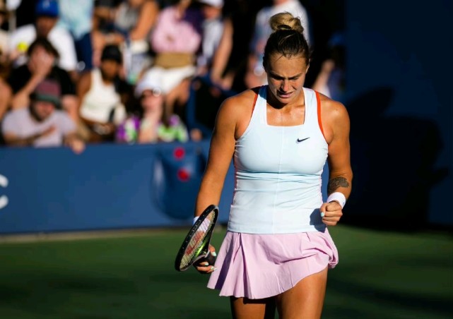 包含阿扎伦卡连续三场比赛得分超过爆冷，TES挑战极限！的词条