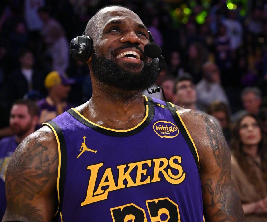 詹姆斯官方宣布领先优势明显新规，快船引发争议！