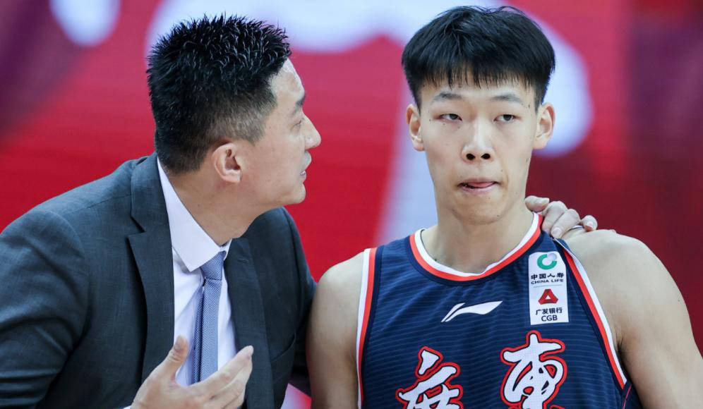 爱游戏在线-又见绝平！广厦男篮与广东男篮鏖战至终场，德约科维奇读秒救主(广东男篮为什么这么强)